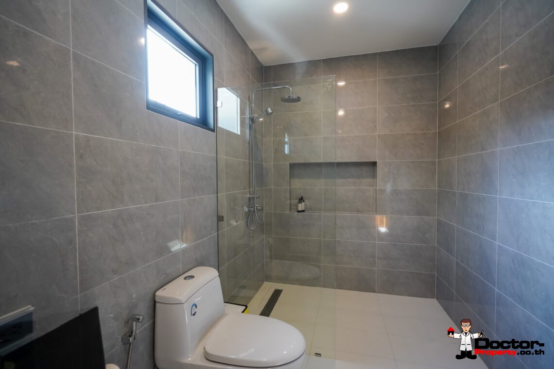 New 3 Bedroom Pool Villa in Bang Rak, Koh Samui – For Sale